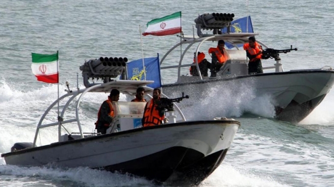 سوپای پاسداران ده‌ستبه‌سه‌ركردنی 7 به‌له‌میان له‌ ئاوه‌كانی كه‌نداو راگه‌یاند